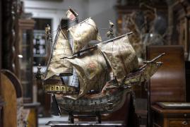 STARA MAKIETA ŻAGLOWCA  - zdjęcie 1