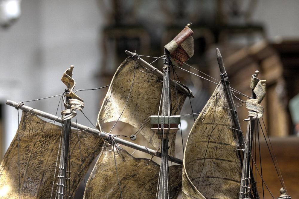 STARA MAKIETA ŻAGLOWCA  - 4