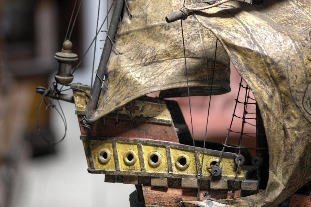 STARA MAKIETA ŻAGLOWCA  - 11