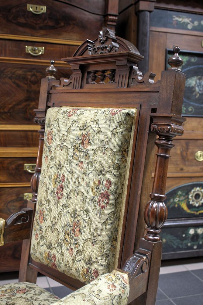 EKLEKTCZNY FOTEL-TRON - 2