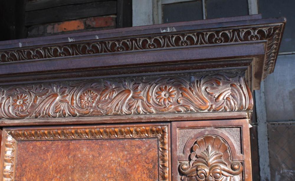 BIBLIOTEKA, BIURKO I FOTEL / LWIE ŁAPY / - 4