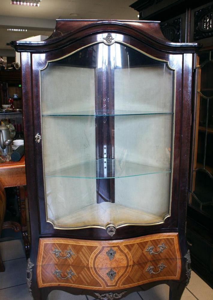 NEOBAROKOWA WITRYNA NAROŻNA - 2