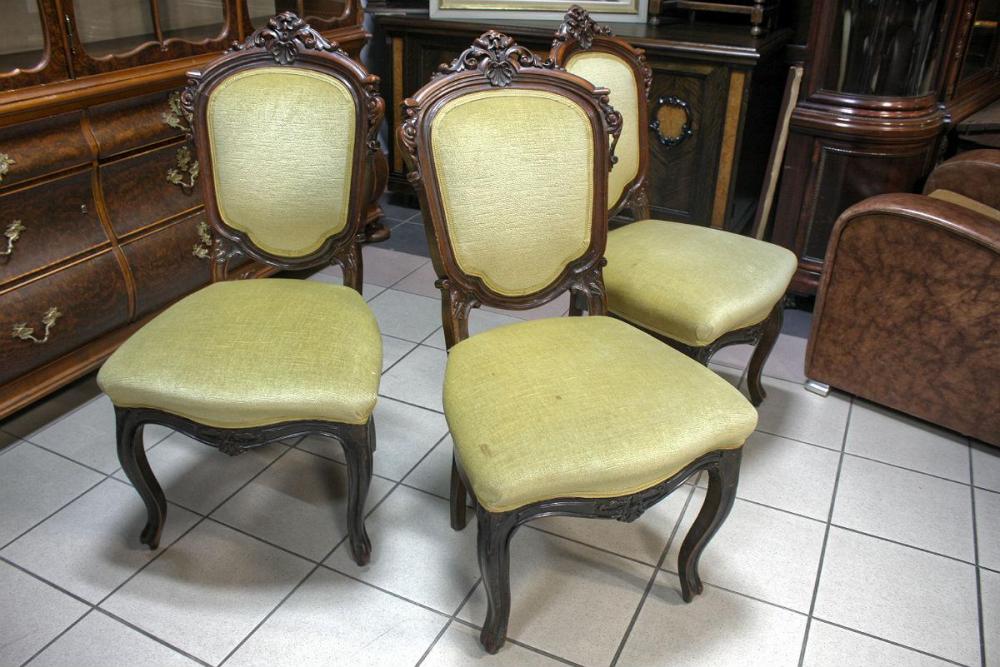 TRZY KRZESŁA CHIPPENDALE - 1