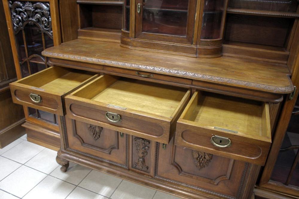 OLBRZYMI KREDENS - 7