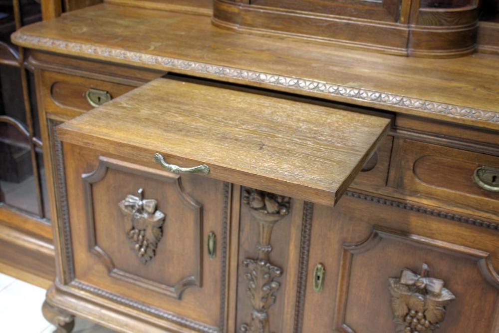 OLBRZYMI KREDENS - 8