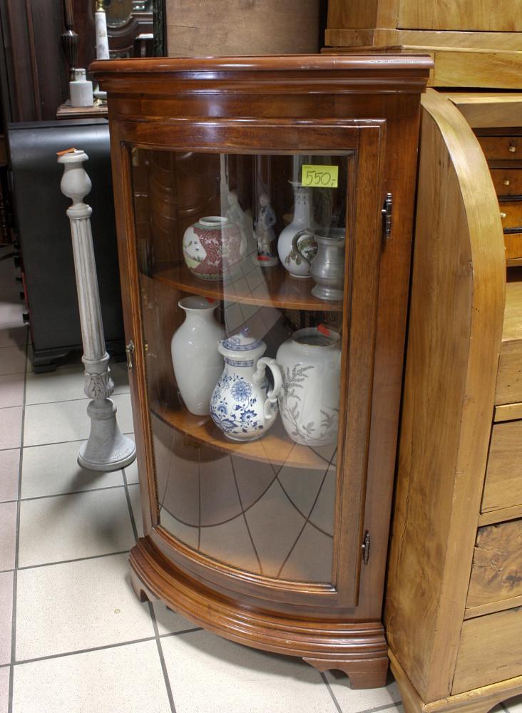 NAROŻNA WITRYNKA - 1