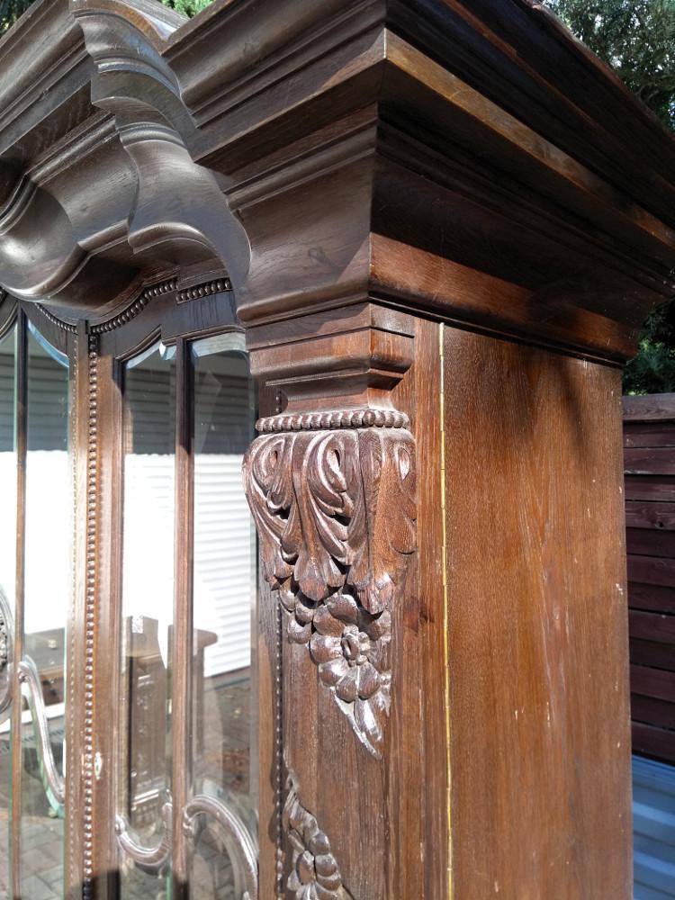 WYTWORNY KOMPLET GABINETOWY - 8