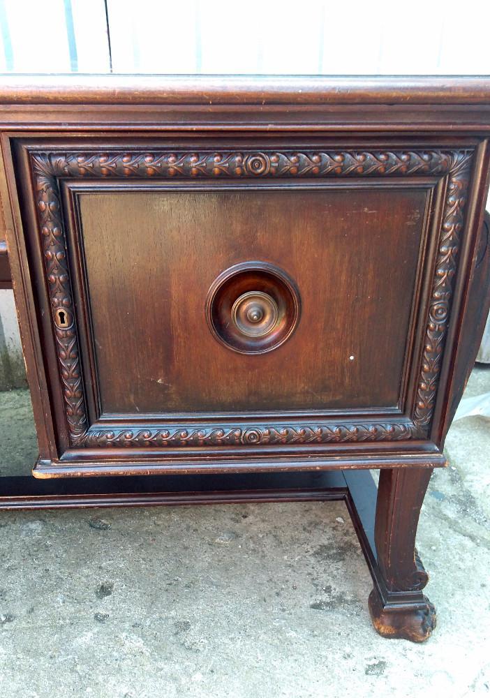 BIURKO NEORENESANS - 6