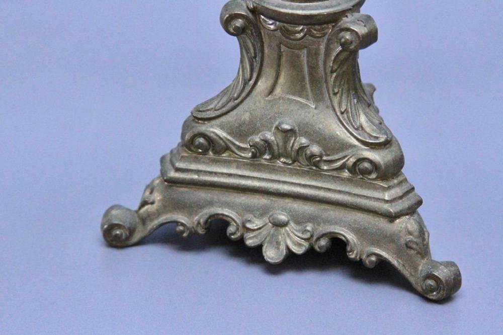 NIEWIELKI MOSIĘŻNY ŚWIECZNIK - 3