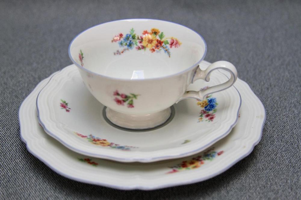 ZESTAW ŚNIADANIOWY CHIPPENDALE- ROSENTHAL - 4