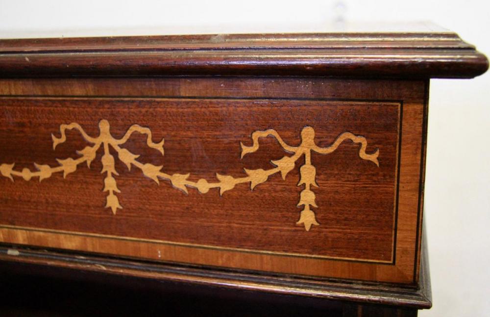 NIEWIELKA BIBLIOTECZKA - KLASYCYZM  - 2