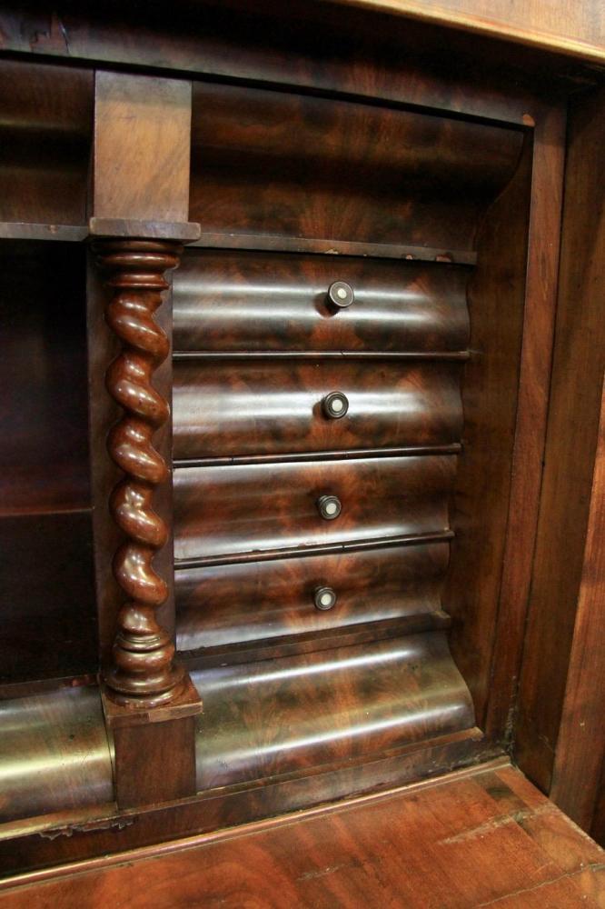 PRZEPIĘKNY MAHONIOWY SEKRETARZYK Z II POŁ. XIX W - 5 PRZEPIĘKNY MAHONIOWY SEKRETARZYK Z II POŁ. XIX W - 5