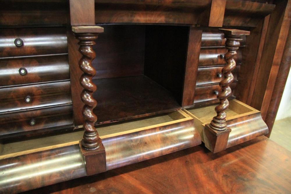 PRZEPIĘKNY MAHONIOWY SEKRETARZYK Z II POŁ. XIX W - 8 PRZEPIĘKNY MAHONIOWY SEKRETARZYK Z II POŁ. XIX W - 8