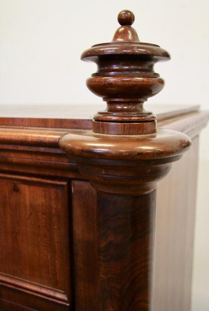 PRZEPIĘKNY MAHONIOWY SEKRETARZYK Z II POŁ. XIX W - 11 PRZEPIĘKNY MAHONIOWY SEKRETARZYK Z II POŁ. XIX W - 11