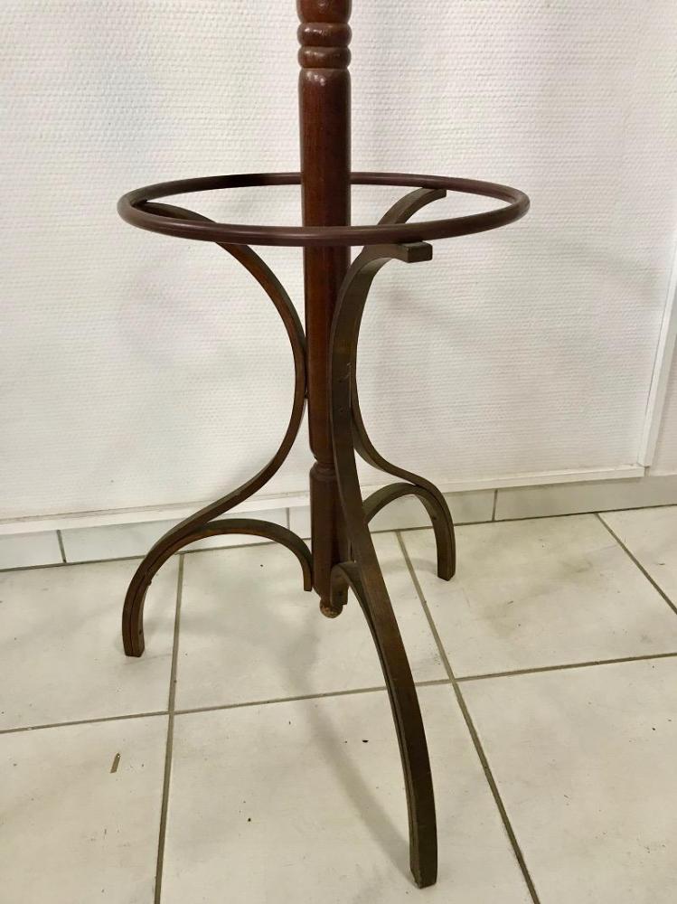 WIESZAK WOLNOSTOJĄCY  - 2