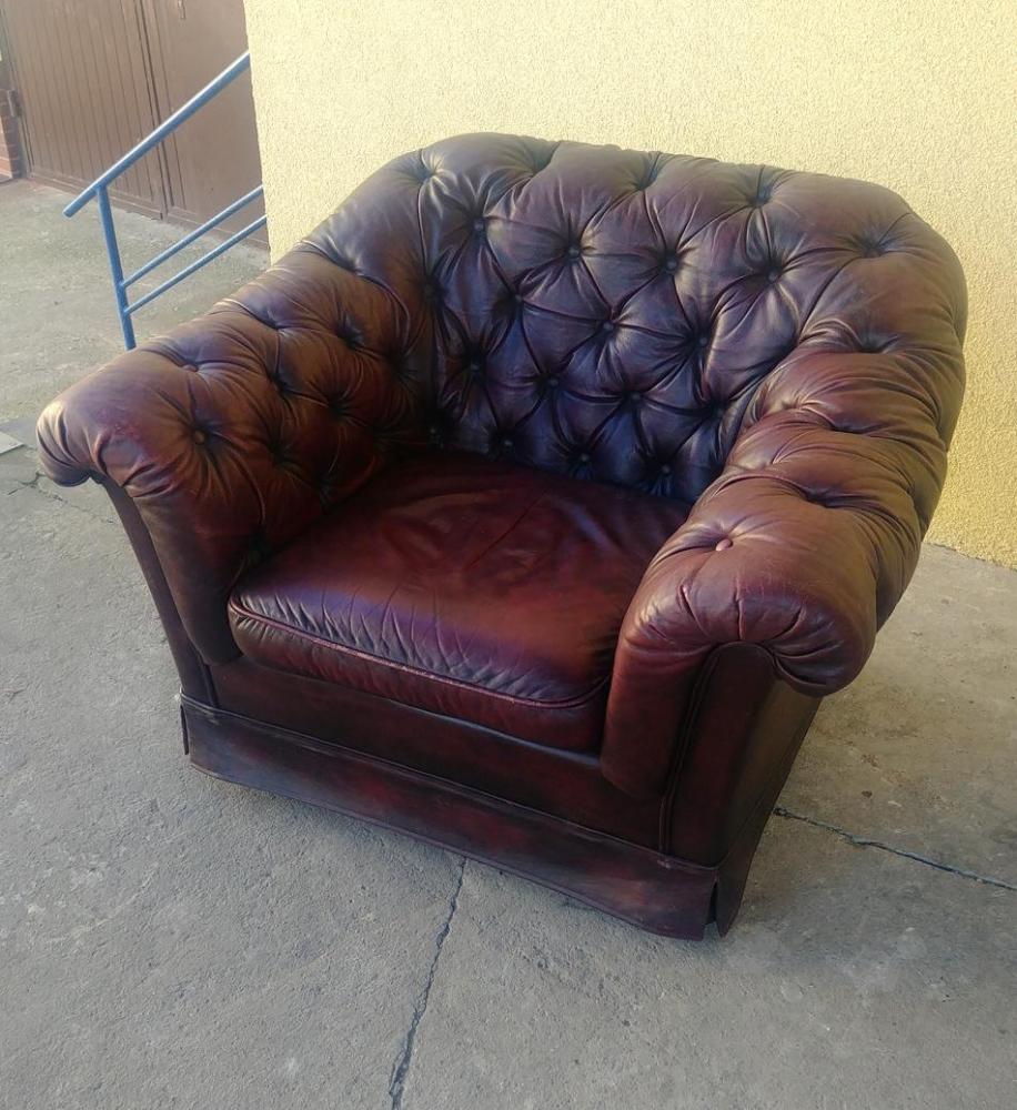 FOTEL W STYLU CHESTERFIELD - 1