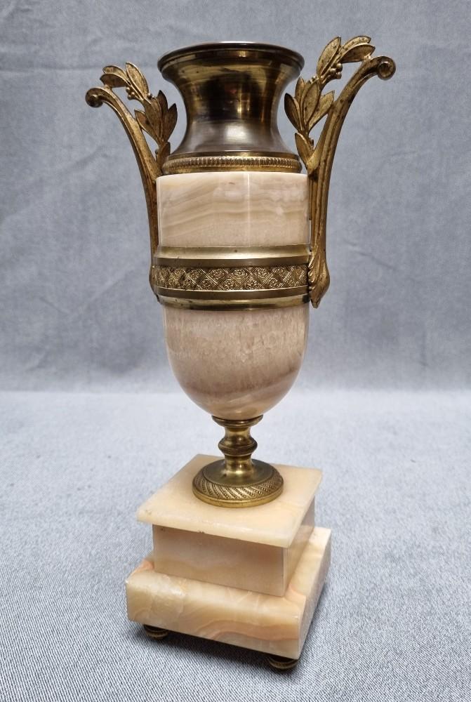 MARMUROWY ZEGAR KOMINKOWY - 13