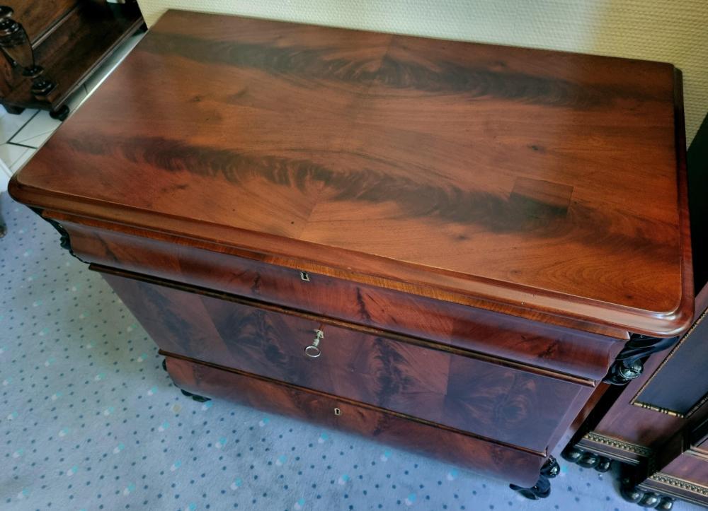 Komoda ludwikowska - 2