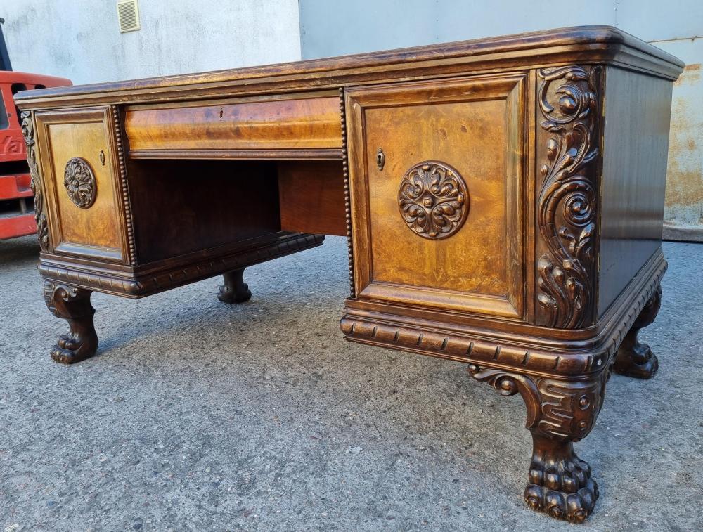 Biurko neorenesansowe - 1