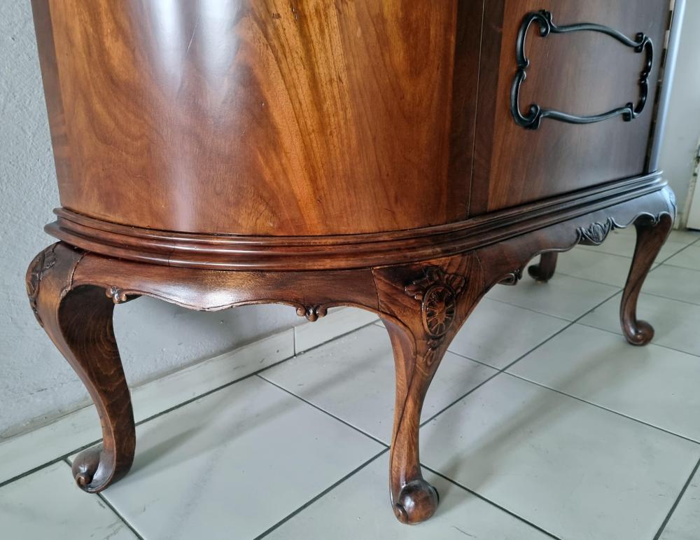 Serwantka w stylu Chippendale - 2