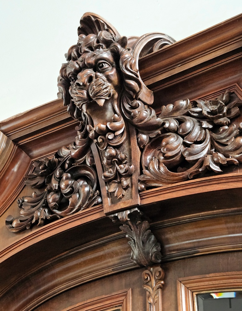 Pałacowy orzechowy kredens Groschkus - 11