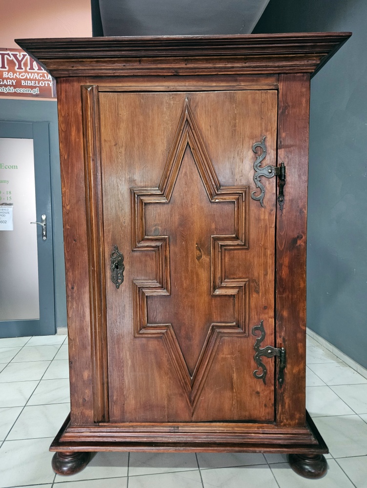 Szafa barokowa XVIII w.