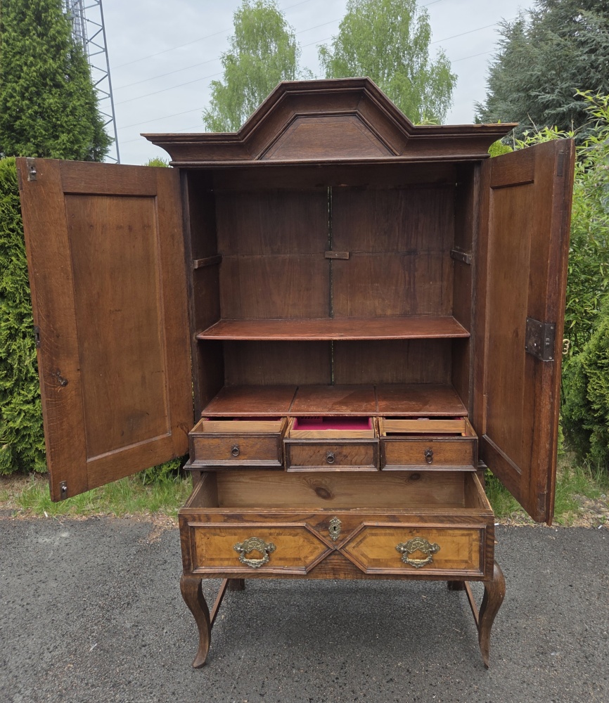 Kabinet z pierwszej połowy XIX w. - 9