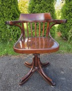 Fotel obrotowy w stylu Thonet - zdjęcie 1 Fotel obrotowy w stylu Thonet - zdjęcie 1