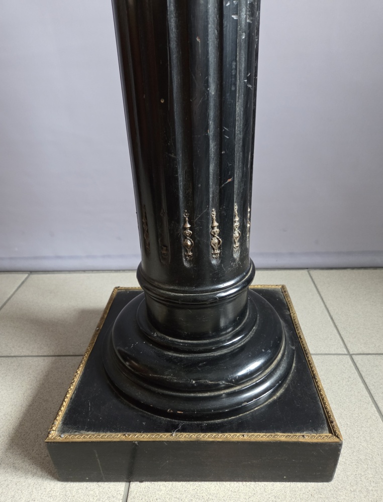 Postument neorenesansowy - 4